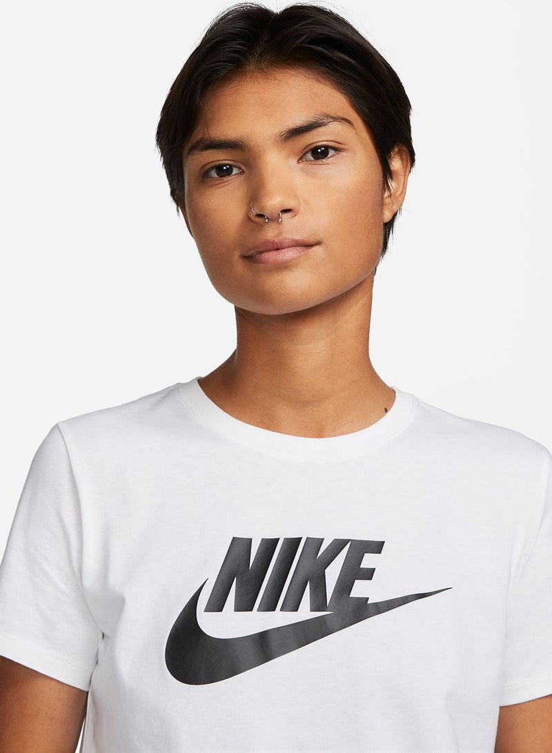 Nike Nsw Essential Icon Futura T-Shirt - Image 3